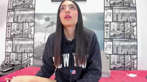 Snapshot of light_haze chatting on 11.24.25 light_haze online show from 11.24.25