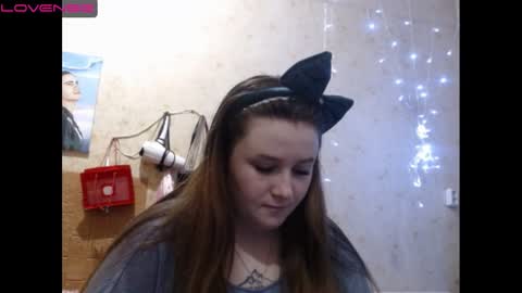 light_lunaa online show from 12.19.24