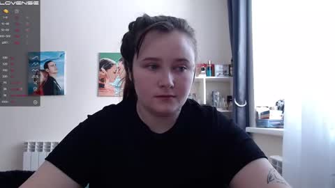 light_lunaa online show from 02.15.25