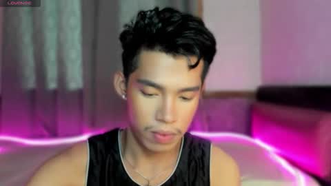 Snapshot of lightjt4 chatting on 12.19.25 Jt online show from 12.19.25