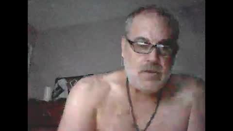 Snapshot of lightningx chatting on 09.30.25 lightningx online show from 09.30.25