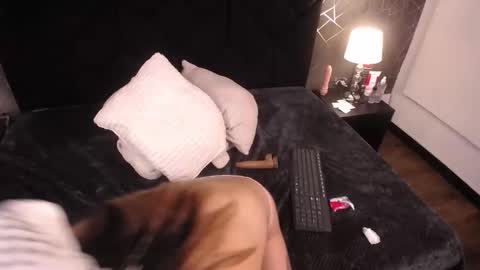 lia  online show from 02.24.26