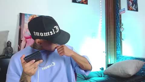 Snapshot of liiaam_lee_ chatting on 11.23.25 Daniel online show from 11.23.25