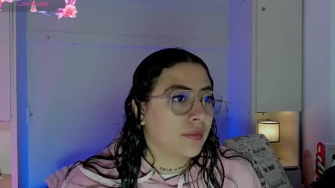         online show from 03.06.25