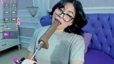 Snapshot of liily_hot chatting on 03.07.26 LIILY online show from 03.07.26