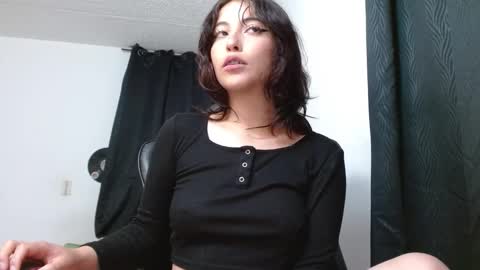 Snapshot of liisaax chatting on 12.02.25 lisa online show from 12.02.25