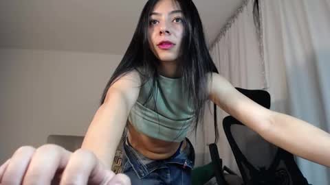 Snapshot of liissa_cute chatting on 01.14.25 LISA CUTE online show from 01.14.25