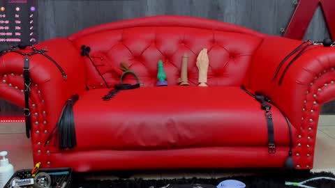 Snapshot of liittledollyx chatting on 12.18.24 Nini - online show from 12.18.24