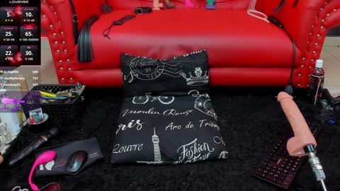 Snapshot of liittledollyx chatting on 02.06.25 Nini - online show from 02.06.25