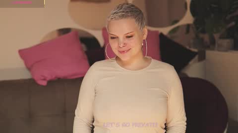 likaaberry online show from 11.15.25