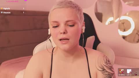 Snapshot of likaaberry chatting on 02.10.26 likaaberry online show from 02.10.26