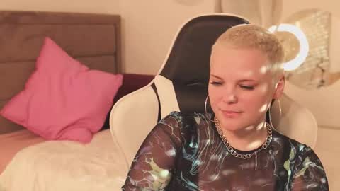 Snapshot of likaaberry chatting on 02.28.26 likaaberry online show from 02.28.26