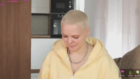 likaaberry online show from 04.13.26