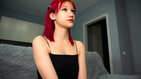 Emi online show from 10.14.25