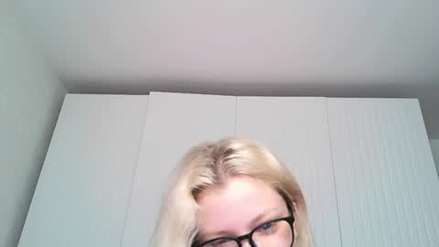 Anna and Bella online show from 07.29.26