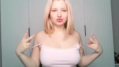 Call me Anna online show from 07.02.26