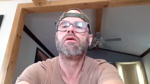 St pierre online show from 05.05.26