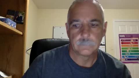 Snapshot of likefhot chatting on 11.05.25 likefhot online show from 11.05.25