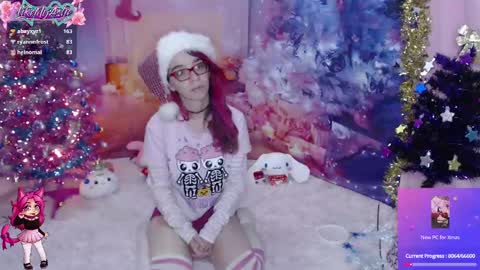 Snapshot of likemyashe chatting on 12.31.24 LikeMyAshe online show from 12.31.24
