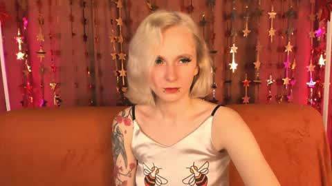 Snapshot of likilip chatting on 01.14.26 likilip online show from 01.14.26