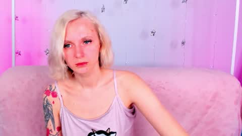 Snapshot of likilip chatting on 01.19.26 likilip online show from 01.19.26