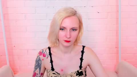 Snapshot of likilip chatting on 02.18.26 likilip online show from 02.18.26