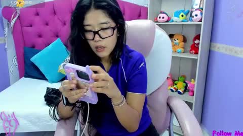 Snapshot of lil_cey chatting on 02.07.25 Lili Cey online show from 02.07.25