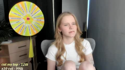 Erica online show from 04.23.26