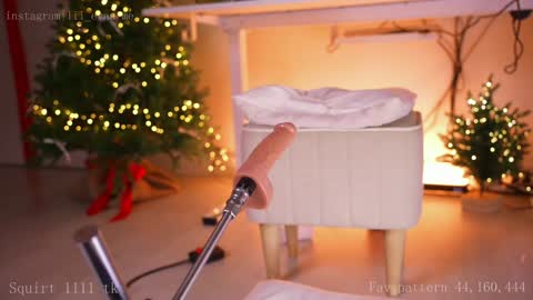 Snapshot of lil_eva chatting on 12.22.24 All my link in bio sign up to support me online show from 12.22.24