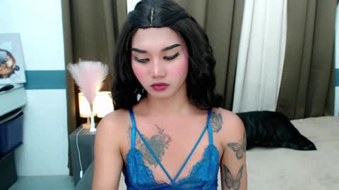 LILY online show from 04.08.26