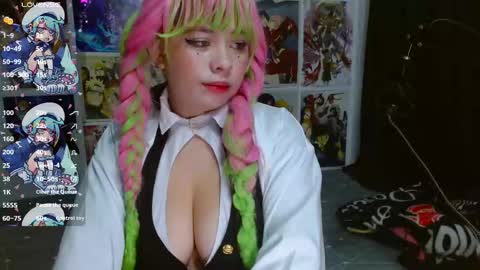 Snapshot of lil_la1 chatting on 09.26.25 LilLa online show from 09.26.25