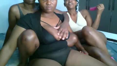 lil_meg online show from 03.10.26