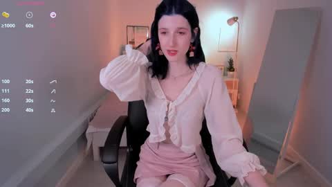 Melanie  Follow me  online show from 04.29.26