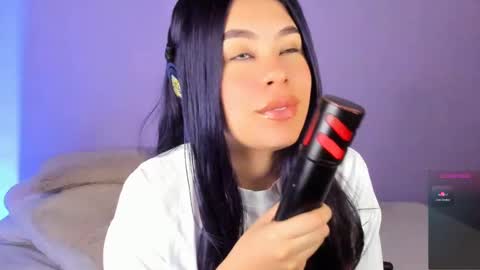 Snapshot of lil_swaay chatting on 01.16.25 Lola online show from 01.16.25