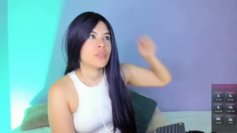 Snapshot of lil_swaay chatting on 02.23.25 Lola online show from 02.23.25