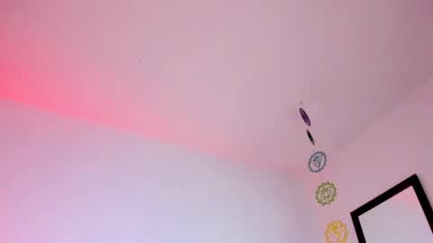 Snapshot of lil_swaay chatting on 10.16.25 Lola online show from 10.16.25