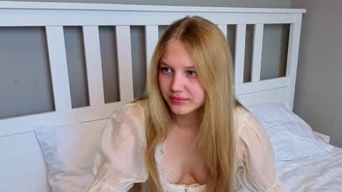 Emma online show from 04.25.26
