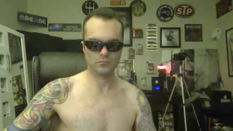 Snapshot of lil_tea_break_6996 chatting on 12.17.24 t online show from 12.17.24