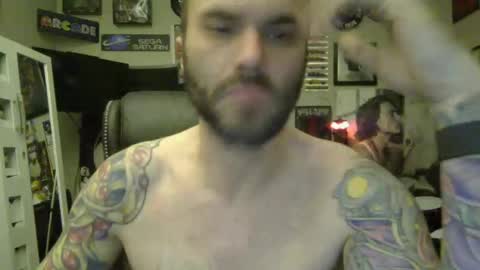 Snapshot of lil_tea_break_6996 chatting on 02.14.25 t online show from 02.14.25