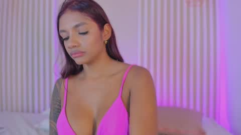 Snapshot of lila_cohen chatting on 02.20.25 L I L A online show from 02.20.25