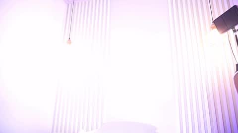 Snapshot of lila_cohen chatting on 05.27.26 L I L A online show from 05.27.26