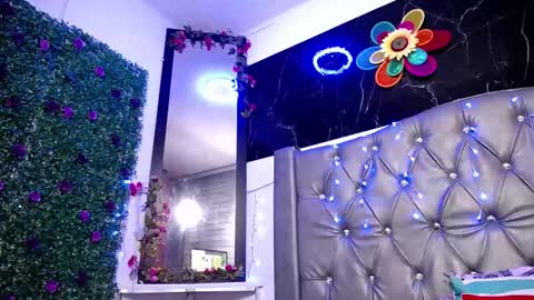   online show from 02.19.25