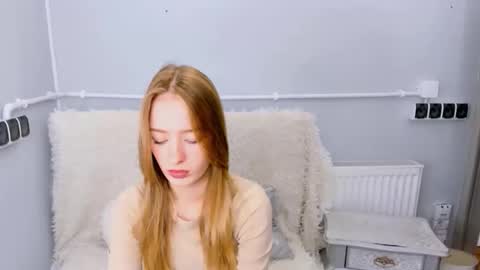 Snapshot of liladesire chatting on 11.02.25 LiliaDesire online show from 11.02.25