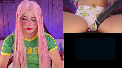 Snapshot of lilapop__ chatting on 12.01.25 Lila online show from 12.01.25