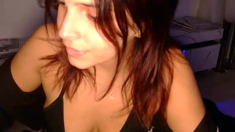 Rebecca online show from 11.05.25