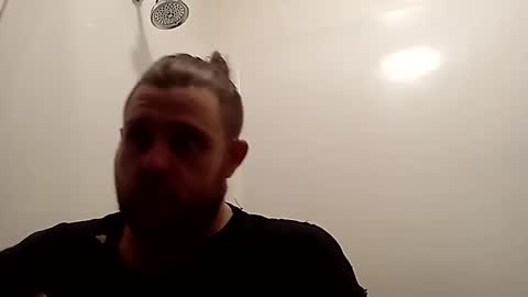 Snapshot of lilbratty_clouds_ogpuffdragon chatting on 12.28.24 lilbratty_clouds_ogpuffdragon online show from 12.28.24