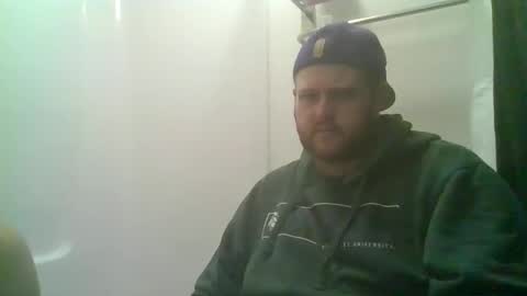 Snapshot of lilbratty_clouds_ogpuffdragon chatting on 01.07.25 lilbratty_clouds_ogpuffdragon online show from 01.07.25