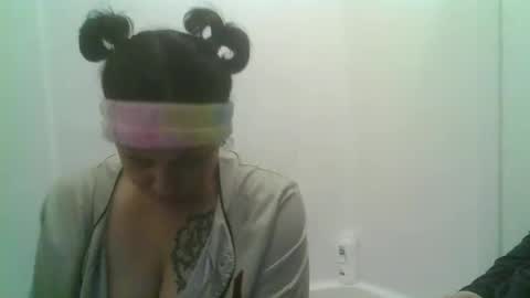 Snapshot of lilbratty_clouds_ogpuffdragon chatting on 01.13.25 lilbratty_clouds_ogpuffdragon online show from 01.13.25