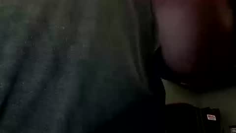 Snapshot of lilbratty_clouds_ogpuffdragon chatting on 10.17.25 lilbratty_clouds_ogpuffdragon online show from 10.17.25