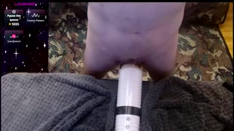 Snapshot of lildragon069 chatting on 01.01.25 lildragon069 online show from 01.01.25